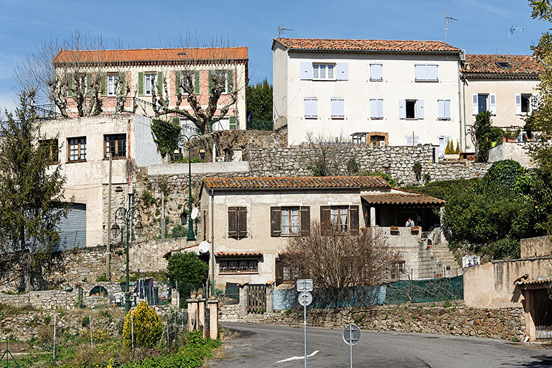 Coming up the 'Chemin de Sous-Barri'