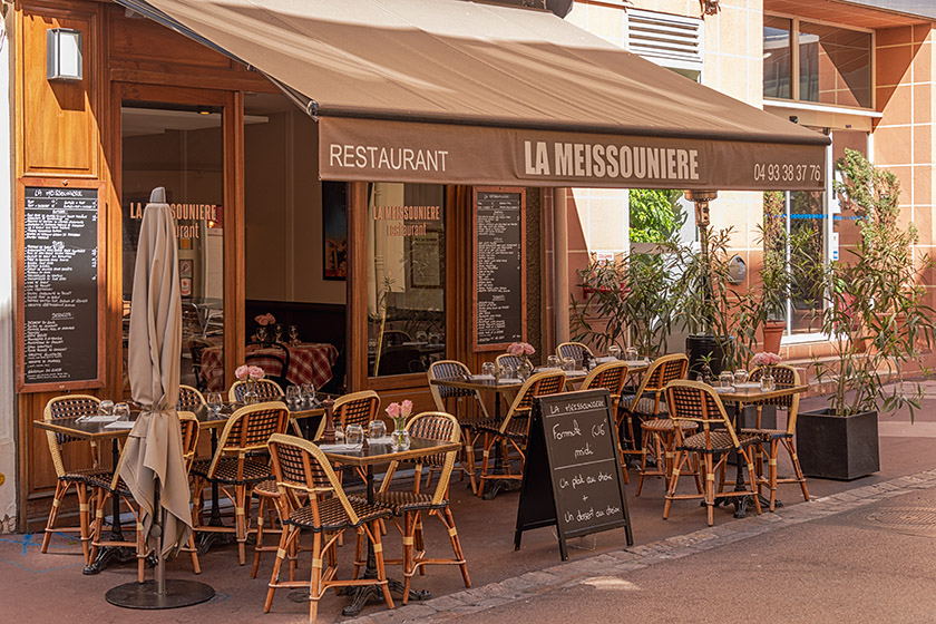 A look at one of our favorite restaurants on the way home