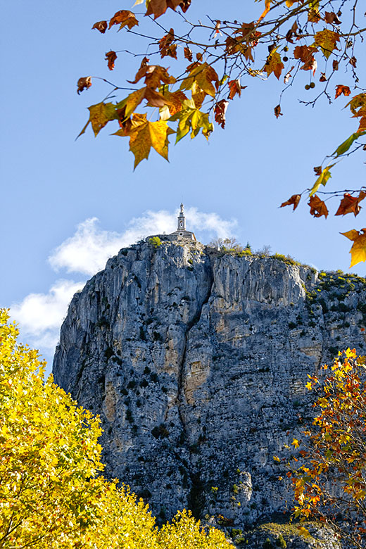 Fall colors frame 'Notre Dame du Roc'