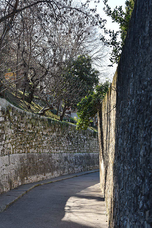 Heading down the 'Monte du château'