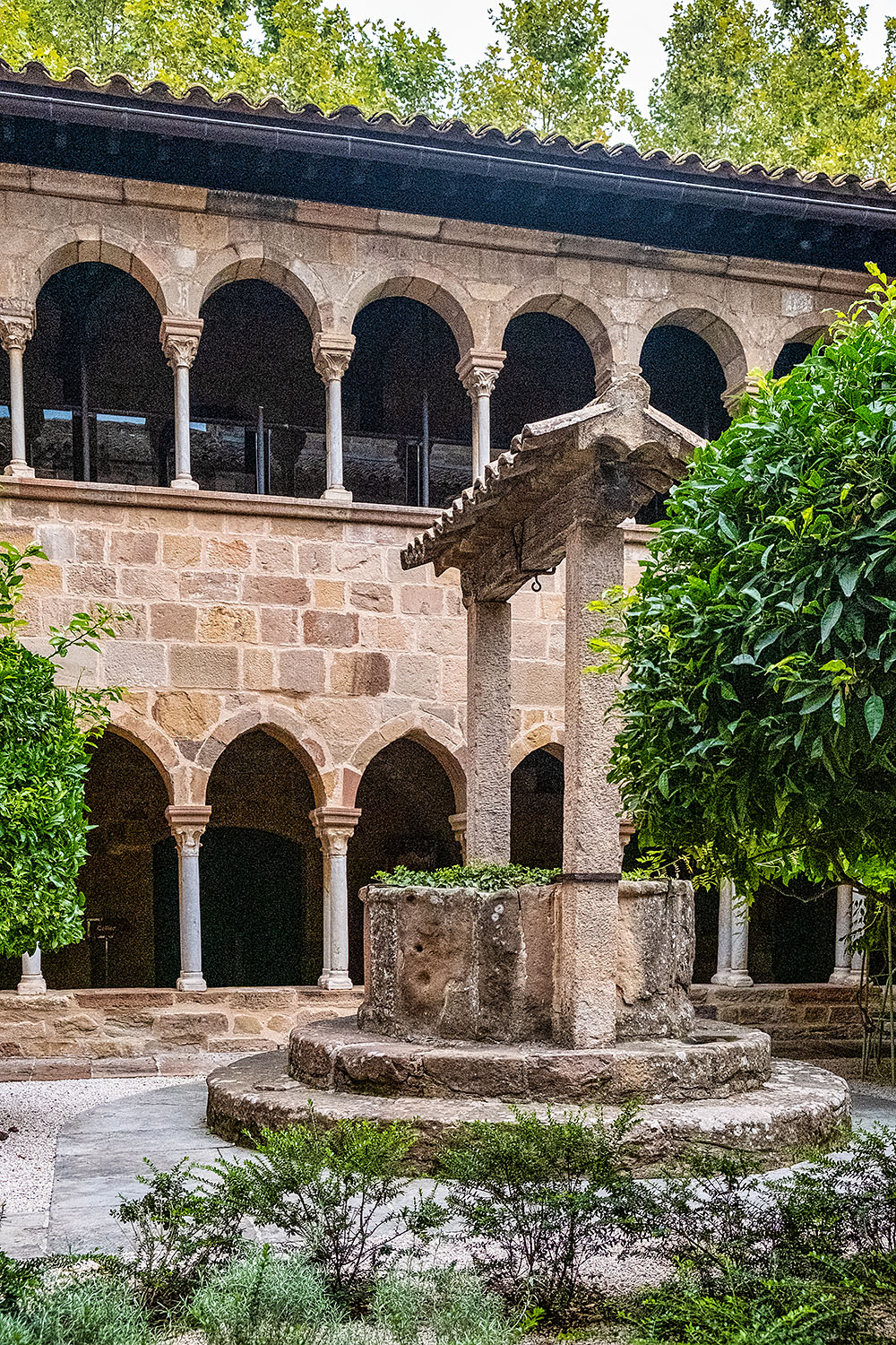 The cistern in the cloister garden collects rainwater