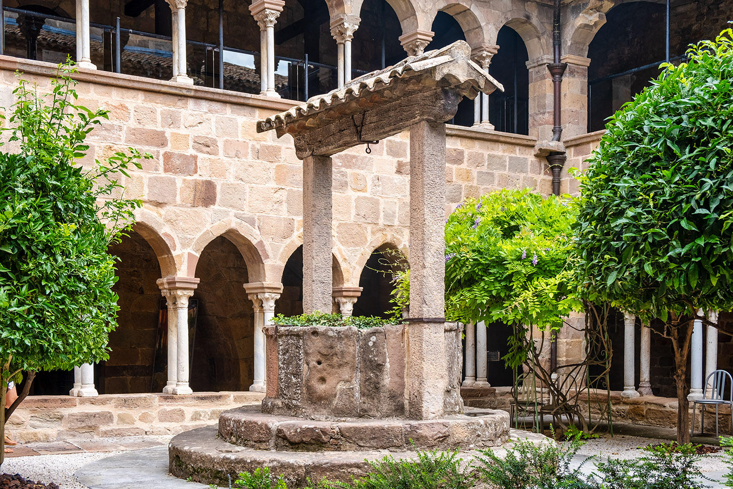 Not a well, but a cistern in the cloister garden to collect the rainwater from the roof (9 on the map)