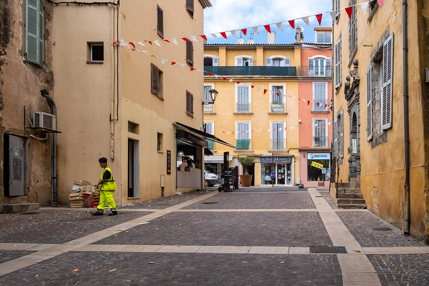 Walking up the 'rue de Fleury'