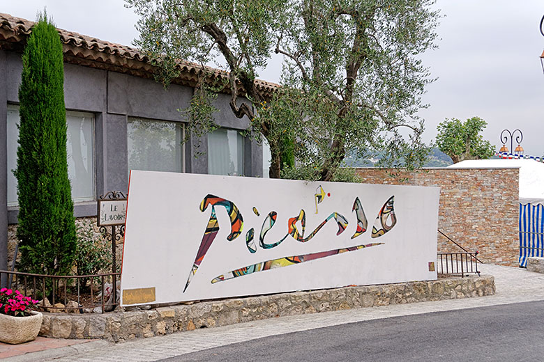 Yet another reminder that Picasso used to live in Mougins
