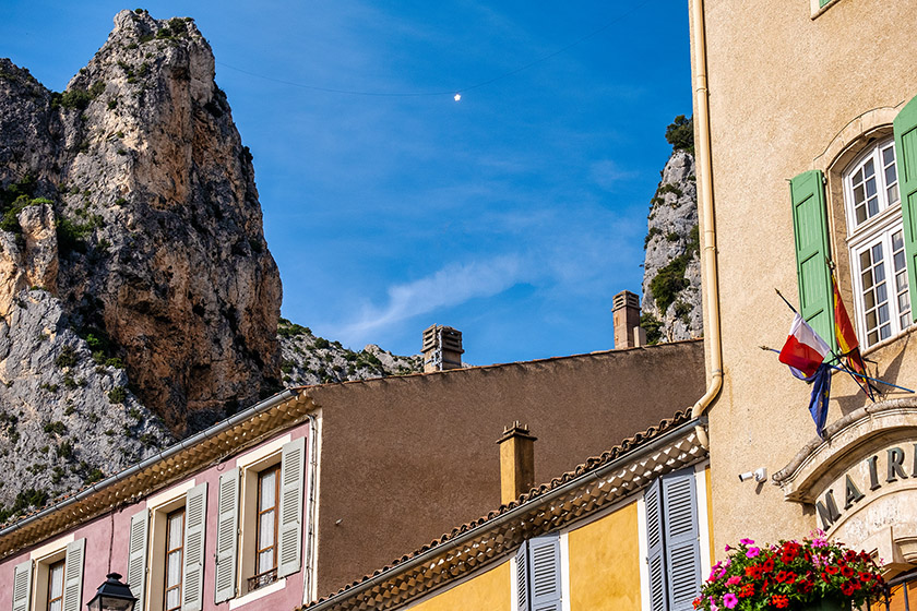 The star of Moustiers-Sainte-Marie