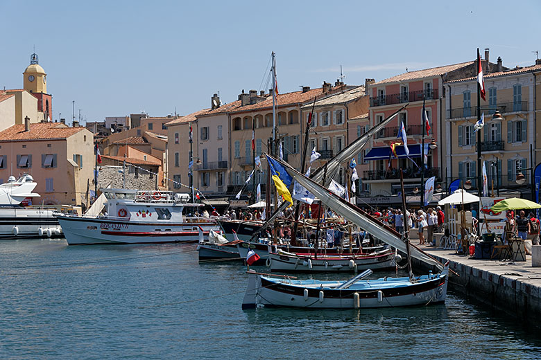 On the 'Quai Suffren'