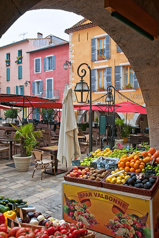 'Place des Arcades' view