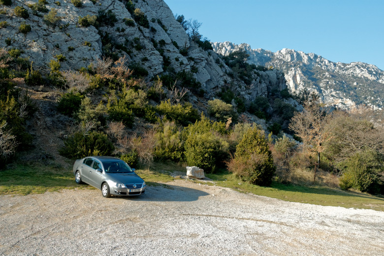 My lonely car at the 'Col de l'Olivier'