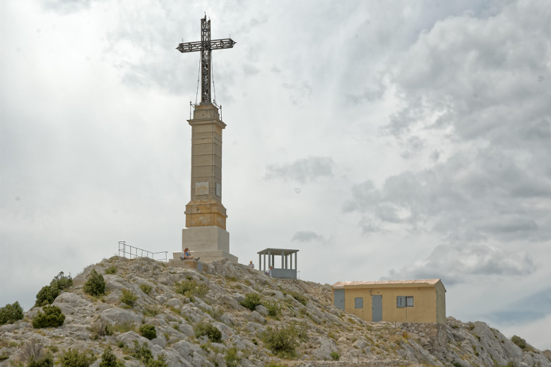 At the 'Croix de Provence'