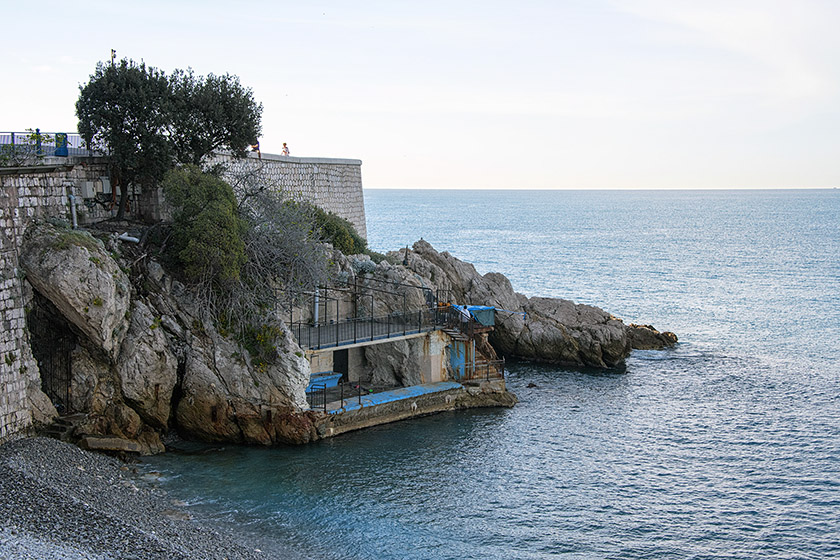 View from the 'Quai des États-Unis'