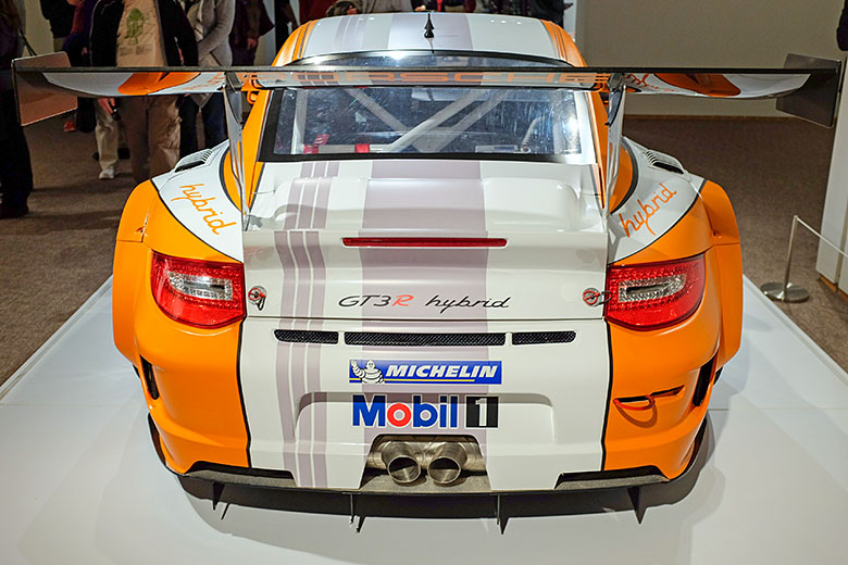 Type 911 GT3 R Hybrid Race Car Prototype (2010)