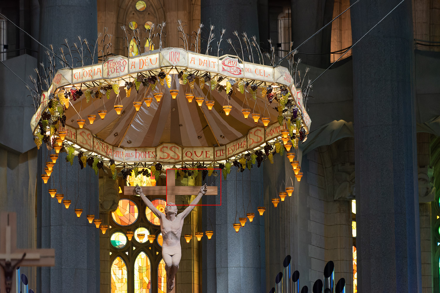 Sagrada Família, Barcelona, May 2016, ISO 9000 – 1/250 – ƒ/8.0 – 250mm – Exp. -⅔. (Click to download the raw file)