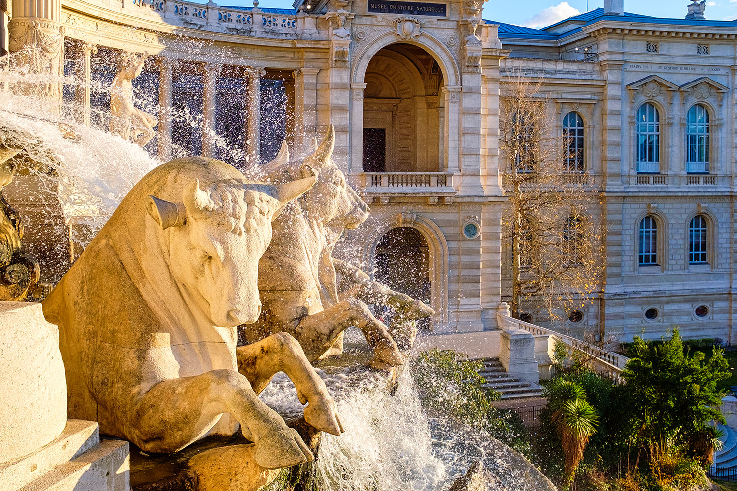 The 'Palais Longchamp' water castle