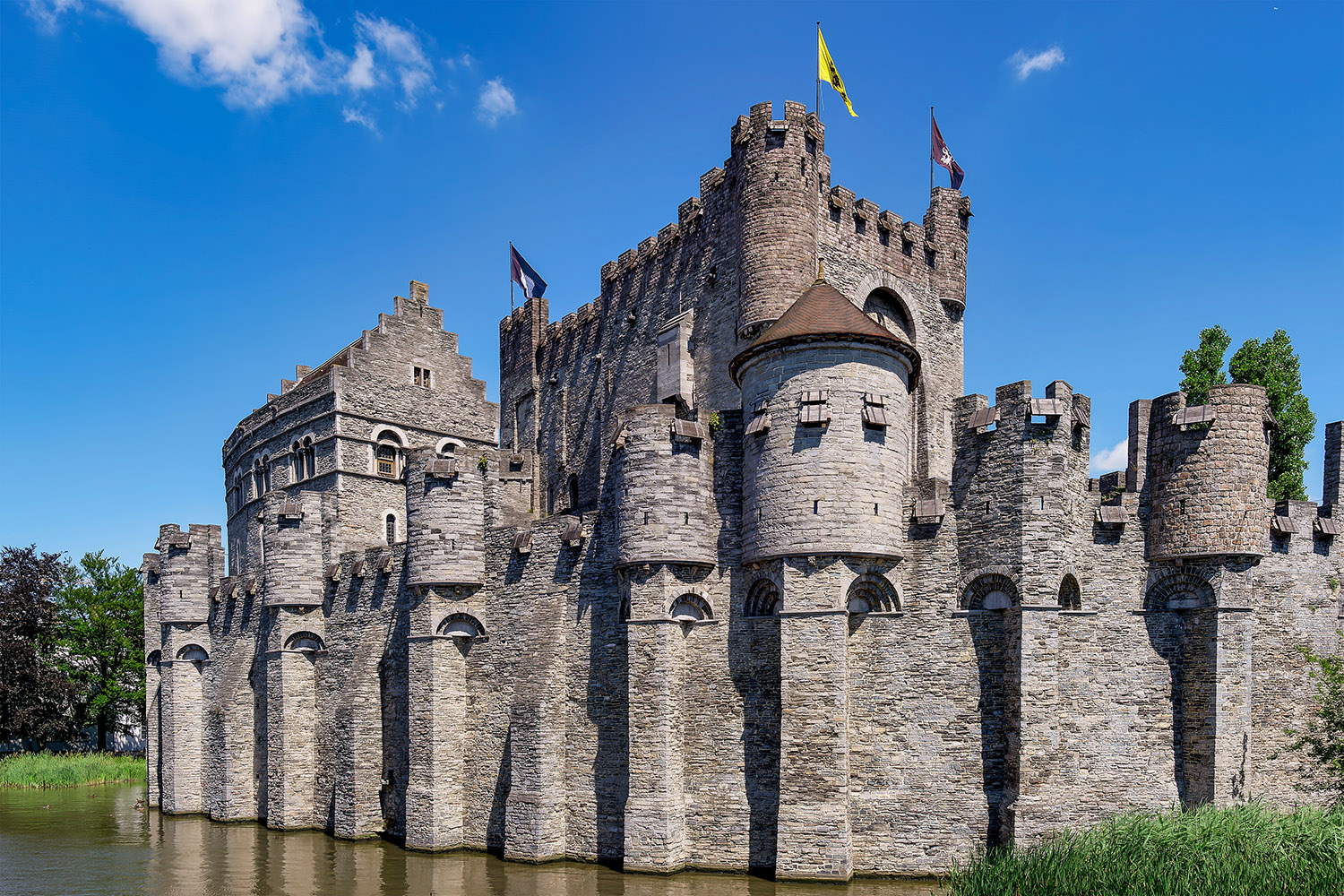 astle of the Counts