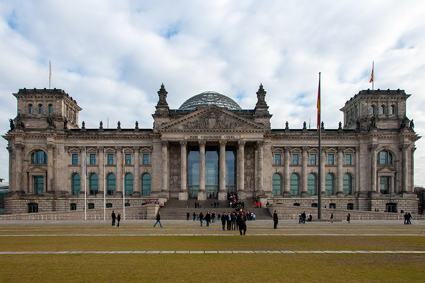 Berlin, Germany, Reichstag, 27mm (corrected)