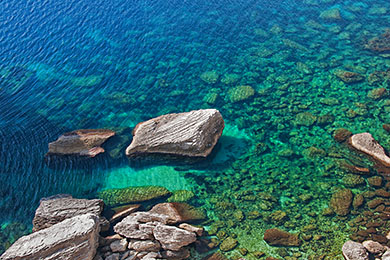 Bonifacio Waters (390x260)