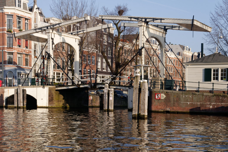 Bridge across the 'Nieuwe Herengracht'
