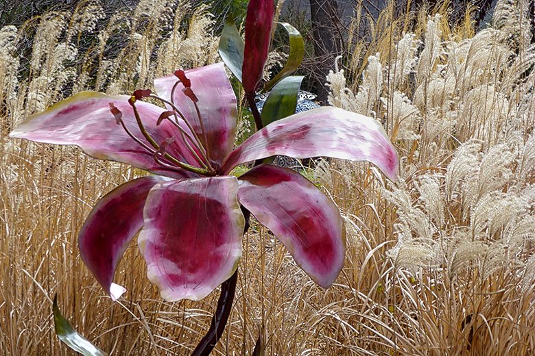 Metal blossom