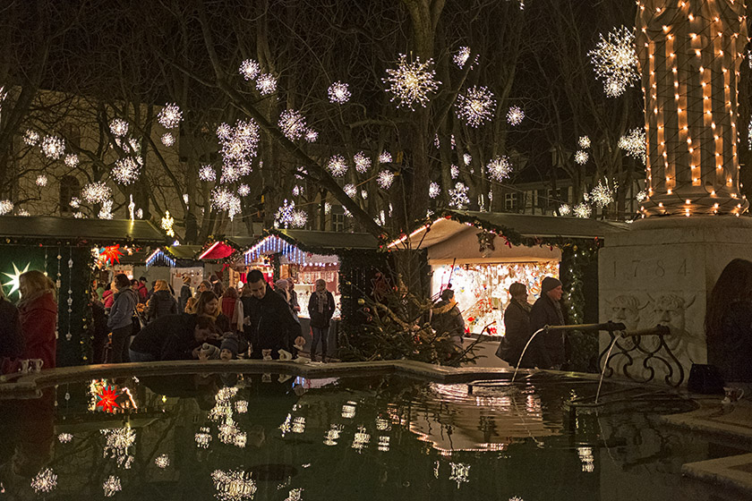 Christmas market on 'Münsterplatz'