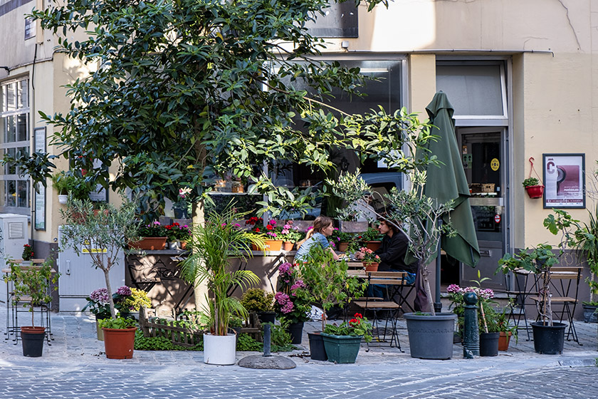 Shielded by plants, we had coffee and a pastry here