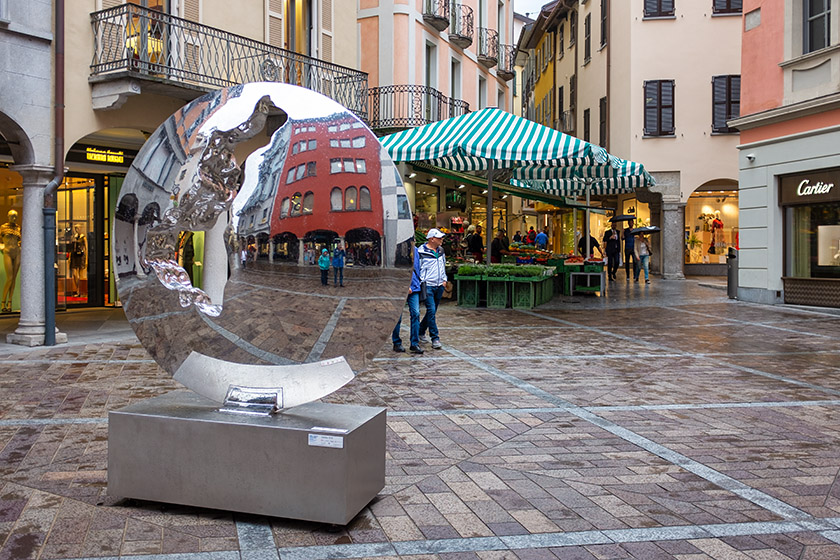 On the 'Piazzetta Emilio Maraini'