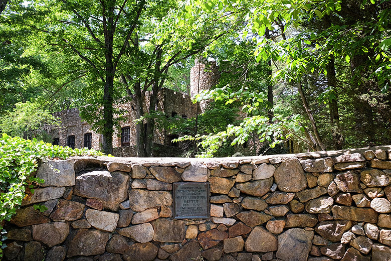 Battle Seat and Gimghoul Castle