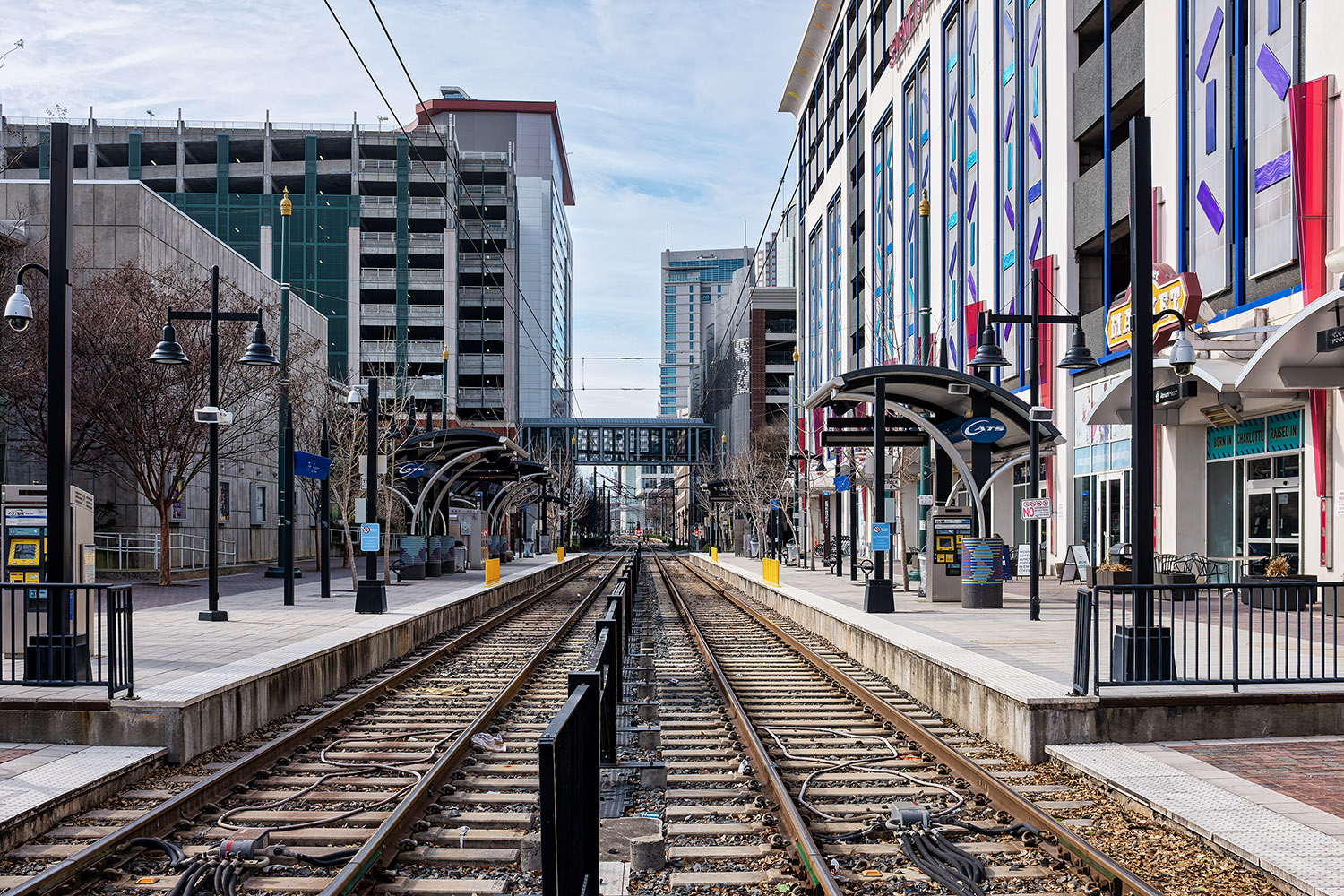 The 7th Street station (light rail)