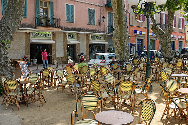 Café on the 'Place Paoli'
