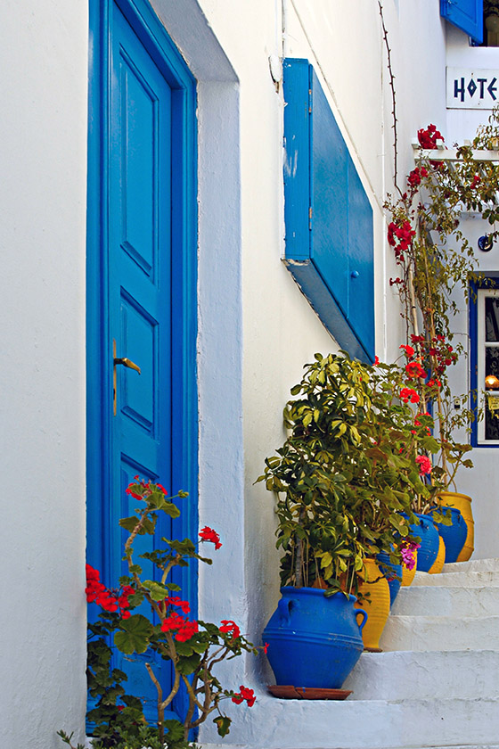 ...dominant colors in Mykonos'...