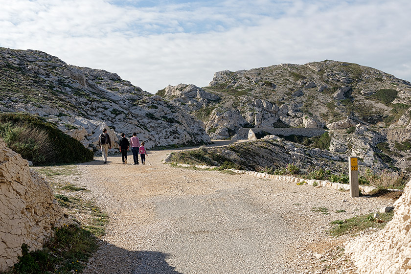 The 'Starting the walk down the island of Pomègues