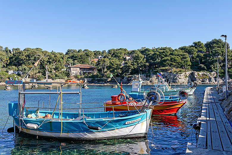 Five fishermen still keep their boats in the 'Port du Niel'