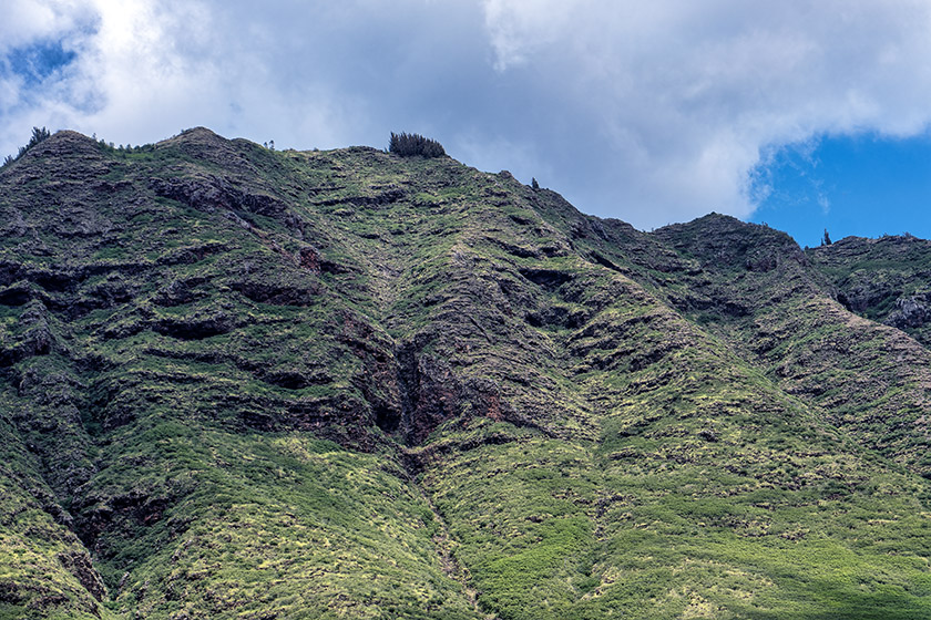 Looking into the mountain from Farrington Highway