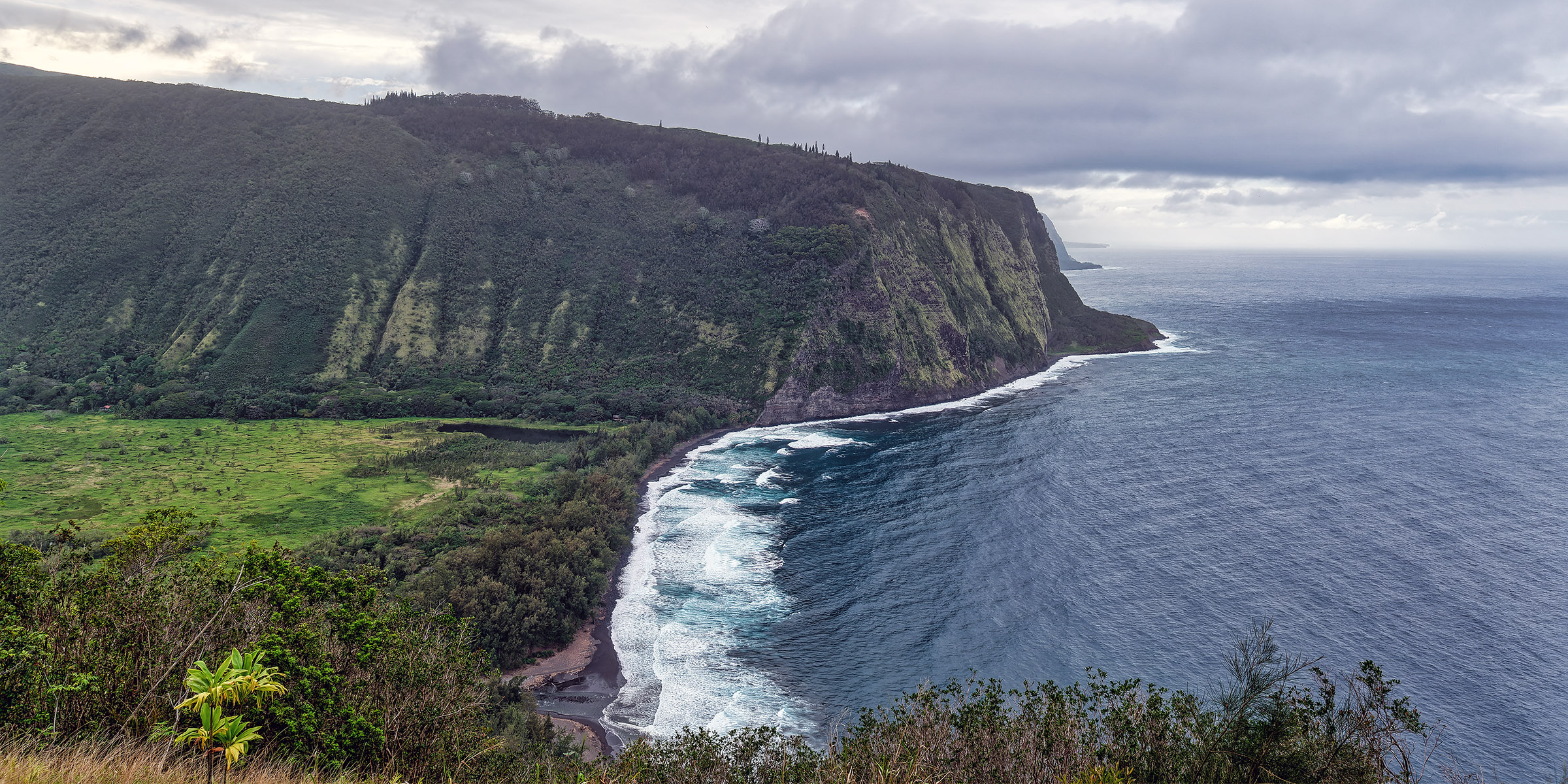 The view from the Waipi‘o Valley Lookout. Once again, we are reminded of the Irish coast, perhaps by the Cliffs of Moher