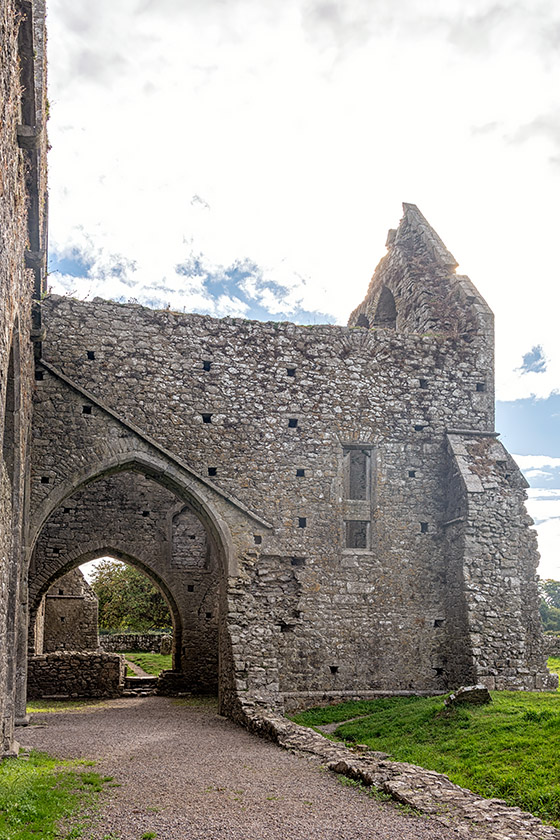 Inside the Hore Abbey