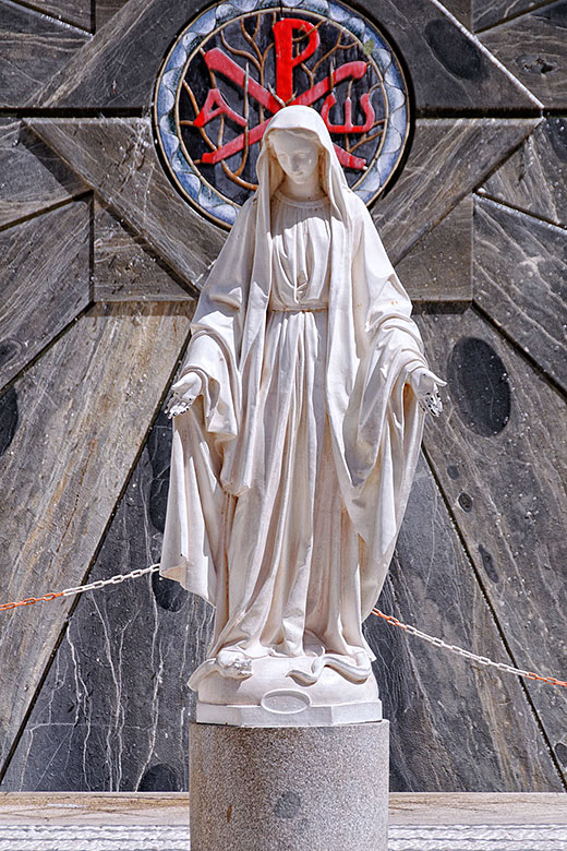 Statue of the Virgin Mary