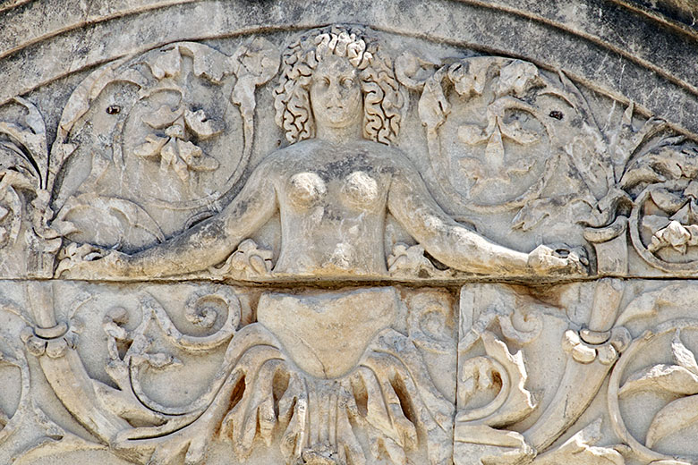 Detail inside the temple of Hadrian