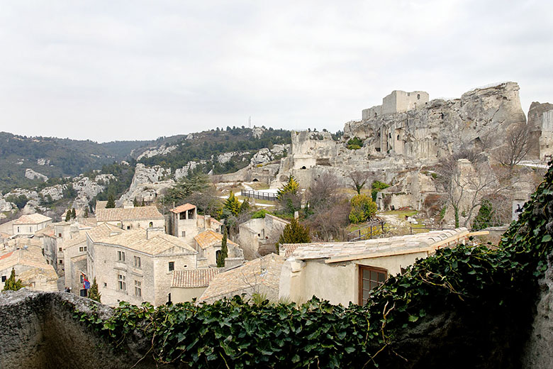 The village and the castle ruins