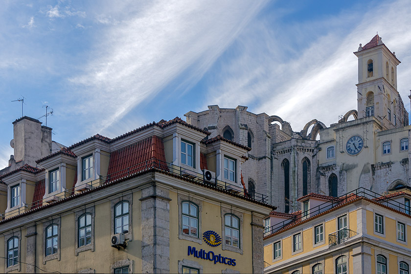 Looking up at the Carmo Convent