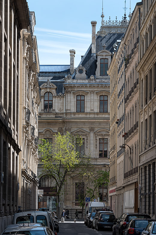 'Rue Henri Germain'