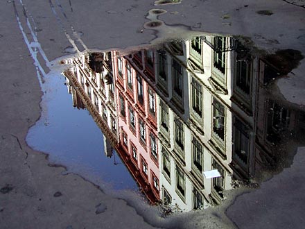 Puddle in the rue Victor Hugo
