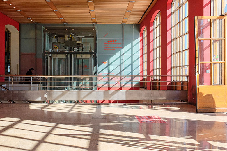 Inside Marseille's 'Saint-Charles' station