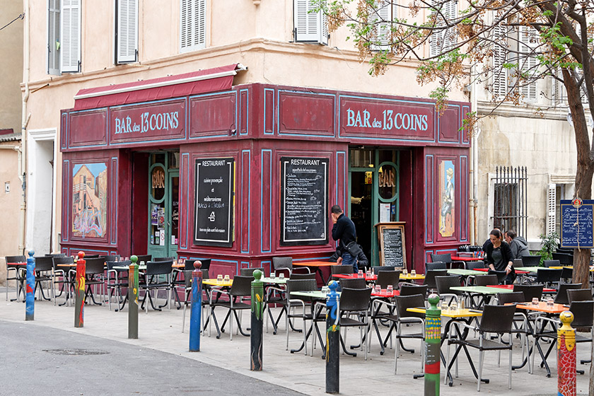 'Le bar des 13 coins'