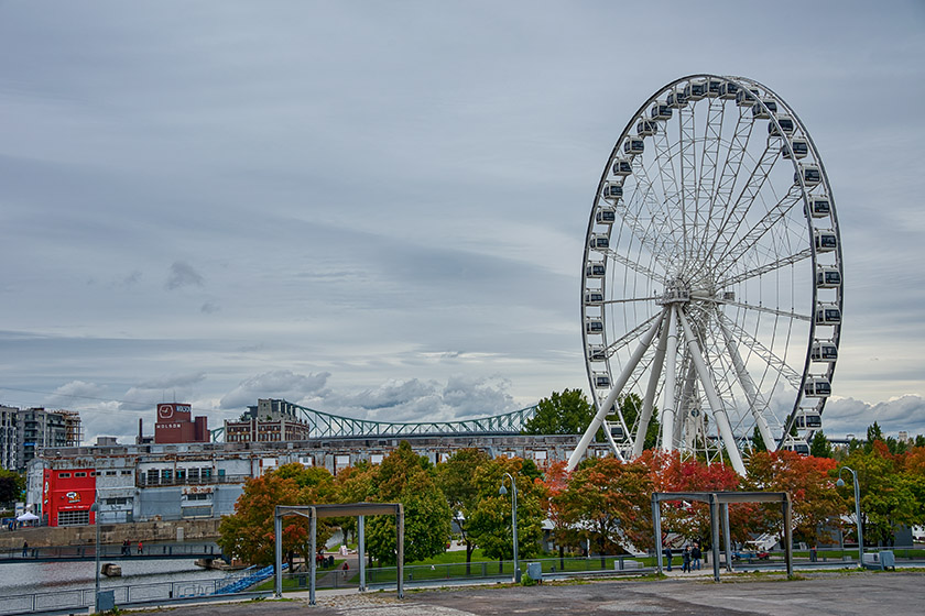 The 60 meter (197 ft) tall Ferris Wheel in the old harbor