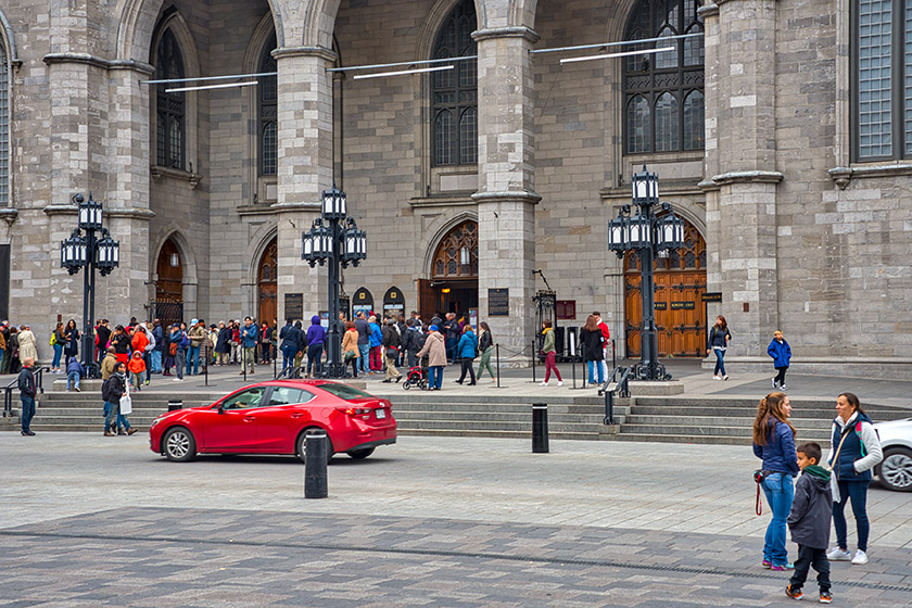 The main entrance of 'Notre Dame'