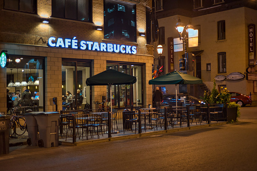 Starbucks on 'rue Saint Denis'
