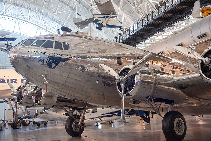 Boeing 307 Stratoliner "Clipper Flying Cloud"