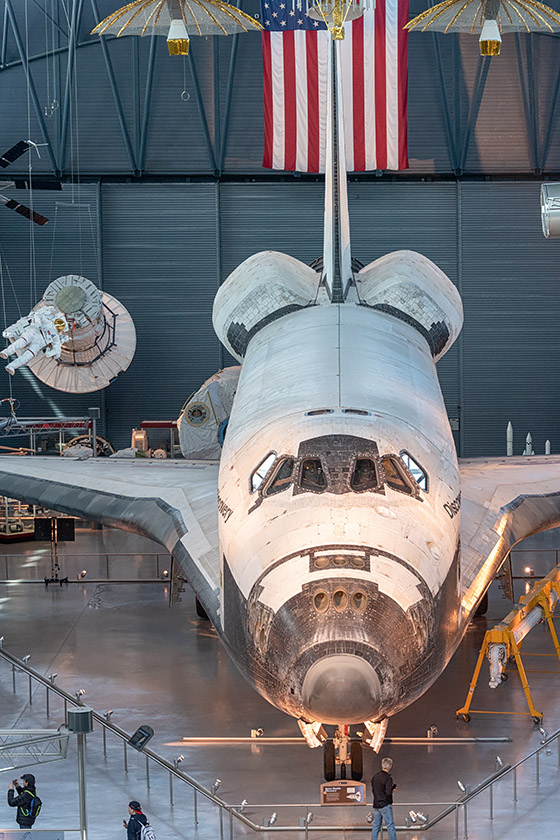 Space Shuttle "Discovery"