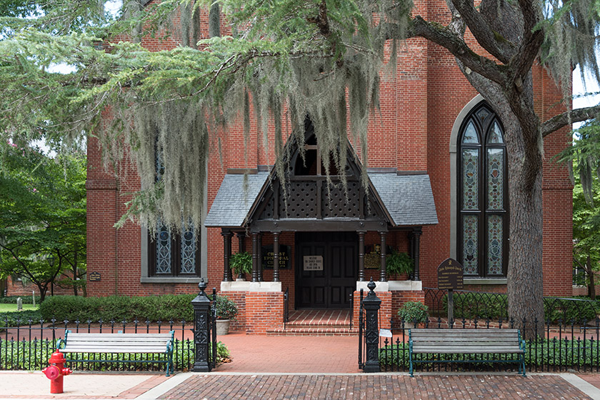 The entrance of Christ Church on Pollock Street