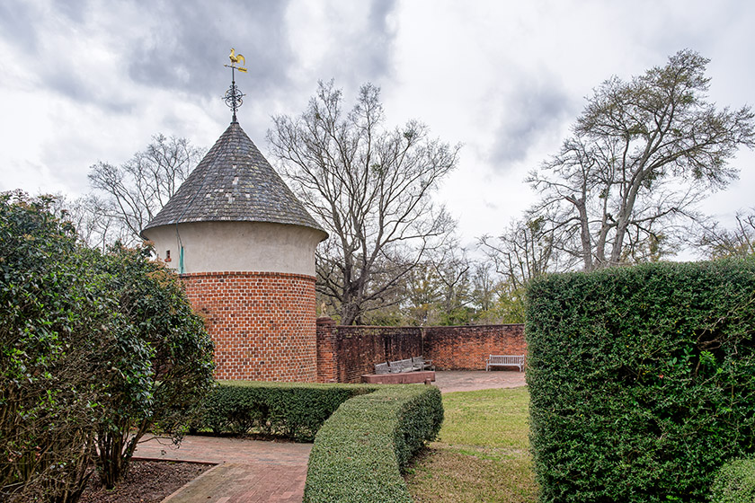 The entrance to the gardens