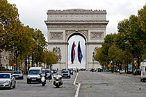 On the 'Avenue de la Grande Arme'